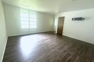 706 University Ave, Wharton, TX 77488 - Photo 3
