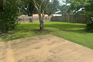 706 University Ave, Wharton, TX 77488 - Photo 23