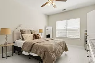 1026 W 24th St, Houston, TX 77008 - Photo 23