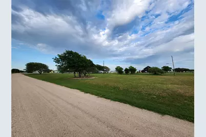 351 Mollnar Drive, Palacios, TX 77465 - Photo 19