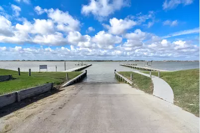 351 Mollnar Drive, Palacios, TX 77465 - Photo 25