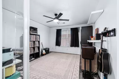 4959 Sentry Woods Lane, Pearland, TX 77584 - Photo 17