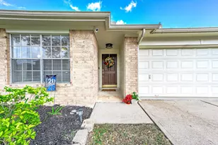 4959 Sentry Woods Ln, Pearland, TX 77584 - Photo 5