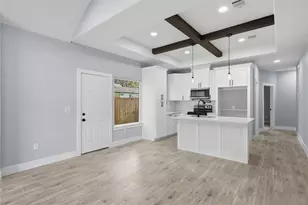 18434 Fannin Rd, Willis, TX 77378 - Photo 5