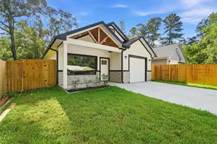 18434 Fannin Rd, Willis, TX 77378 - Photo 3