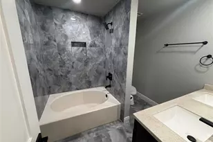 12230 Kleinmeadow Dr, Houston, TX 77066 - Photo 31