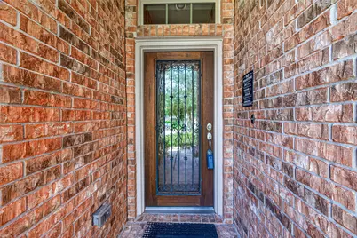 19 Dawson Woods Court, The Woodlands, TX 77354 - Photo 3