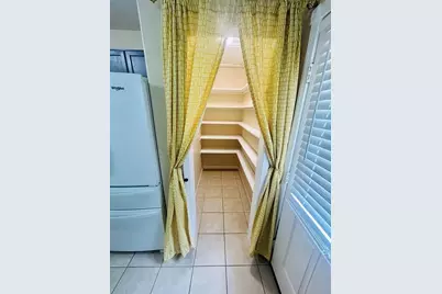 1025 14th Street, Dickinson, TX 77539 - Photo 3