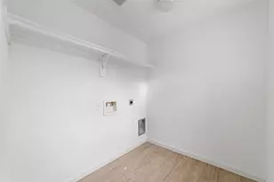 930 Belshear Ct, Houston, TX 77073 - Photo 17