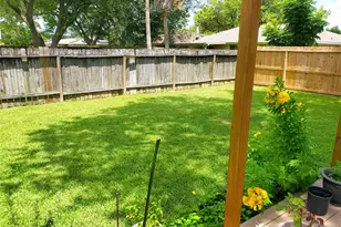 426 Redway Ln, Houston, TX 77598 - Photo 13