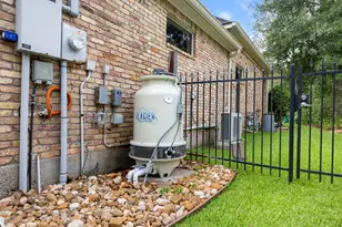 2 Snow Pond Pl, The Woodlands, TX 77382 - Photo 41