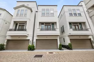 415 T C Jester Blvd, Houston, TX 77007 - Photo 1