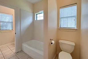 606 Walnut St, Lake Jackson, TX 77566 - Photo 31