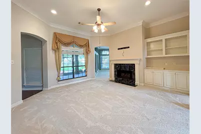 606 Walnut Street, Lake Jackson, TX 77566 - Photo 3