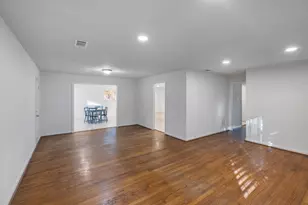 2310 Pecos St, La Marque, TX 77568 - Photo 3