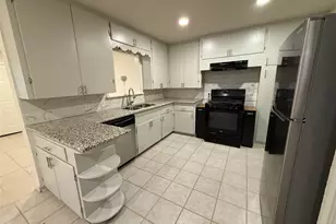 2310 Pecos St, La Marque, TX 77568 - Photo 7