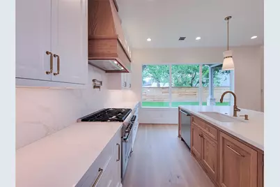 1922 Norcrest Dr Drive, Houston, TX 77055 - Photo 19