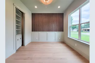 1922 Norcrest Dr Drive, Houston, TX 77055 - Photo 5