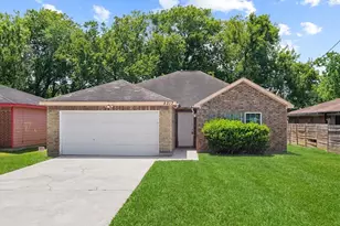 5317 Tommye St, Houston, TX 77028 - Photo 1