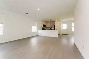 16118 Hatton Dr, Conroe, TX 77303 - Photo 3