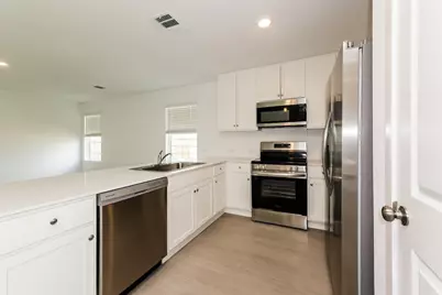 16118 Hatton Drive, Conroe, TX 77303 - Photo 7