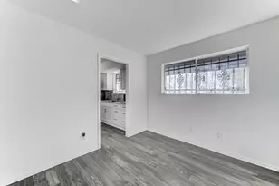 8446 Cabot St, Houston, TX 77078 - Photo 9