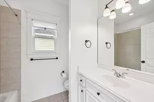 1537 Alexander St, Houston, TX 77008 - Photo 25