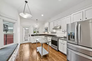 1537 Alexander St, Houston, TX 77008 - Photo 9