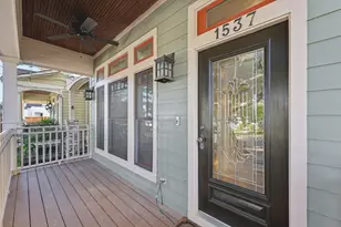 1537 Alexander St, Houston, TX 77008 - Photo 3