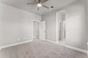 8157 Crestview Dr, Houston, TX 77028 - Photo 23