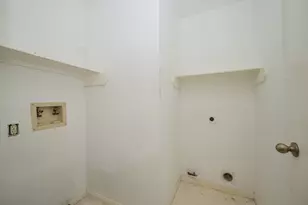 13723 Wood River Dr, Houston, TX 77085 - Photo 29