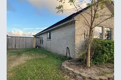 125 Dove Trail, Richwood, TX 77531 - Photo 13