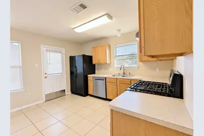 7015 Biton Drive, Houston, TX 77083 - Photo 7