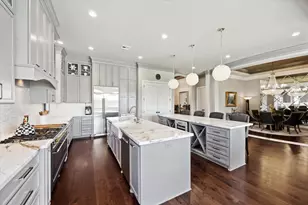 5202 Bourrone, Bryan, TX 77802 - Photo 9