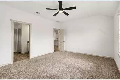 9926 Palm Royal Drive, Baytown, TX 77521 - Photo 15