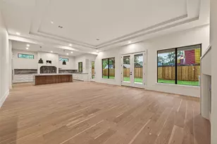 316 W 30th St, Houston, TX 77018 - Photo 3