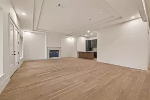 316 W 30th St, Houston, TX 77018 - Photo 7