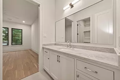 316 W 30th Street, Houston, TX 77018 - Photo 39