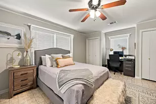 100 N Oak Dr, Columbus, TX 78934 - Photo 21