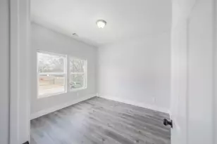 6918 Tommye St, Houston, TX 77028 - Photo 7