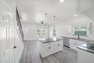 6918 Tommye St, Houston, TX 77028 - Photo 3