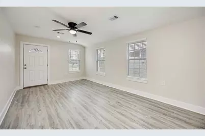 7921 Little Street, Houston, TX 77028 - Photo 11