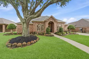 2314 E Lawther Dr, Deer Park, TX 77536 - Photo 1