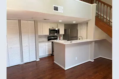 2300 Old Spanish Trail #2006, Houston, TX 77054 - Photo 5