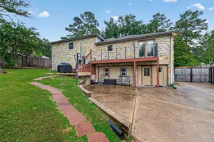 28111 Camille Dr, Tomball, TX 77375 - Photo 3