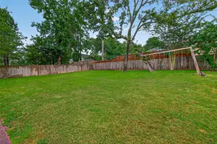 28111 Camille Dr, Tomball, TX 77375 - Photo 43