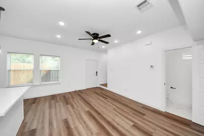 8021 Birmingham Street #B, Houston, TX 77028 - Photo 11