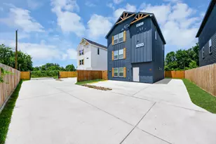 8021 Birmingham St, Houston, TX 77028 - Photo 3