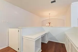 171 S Delta Mill Cir, The Woodlands, TX 77385 - Photo 9
