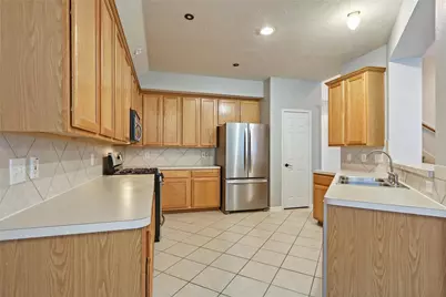171 S Delta Mill Circle, The Woodlands, TX 77385 - Photo 5